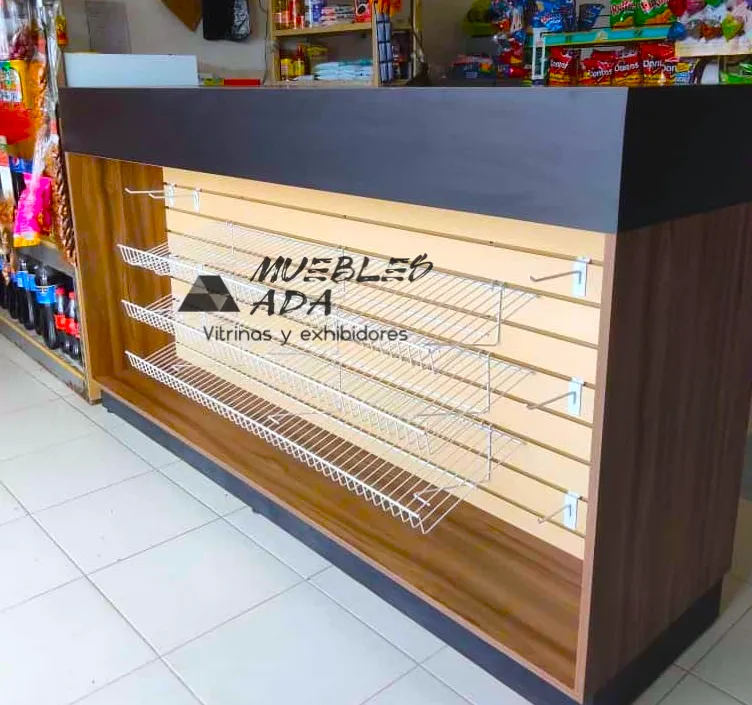 Mostrador de madera con iluminación LED y logotipo