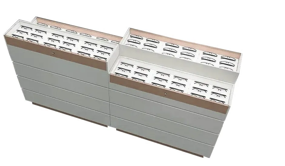 Exhibidor de bandejas para lentes en óptica