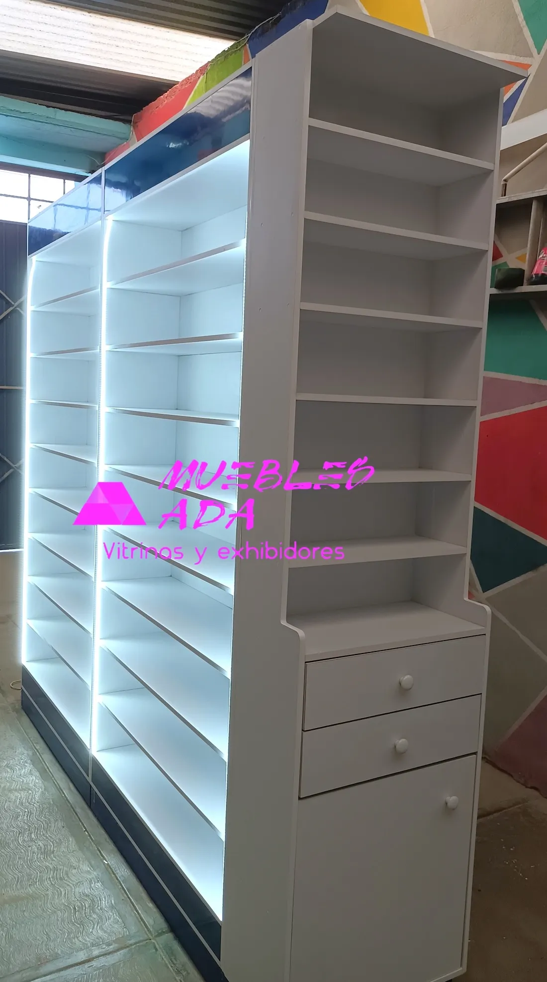 Muebles profesionales para farmacias